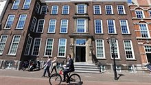 raad-van-state-ingang-kneuterdijk raad-van-state-ingang-kneuterdijk