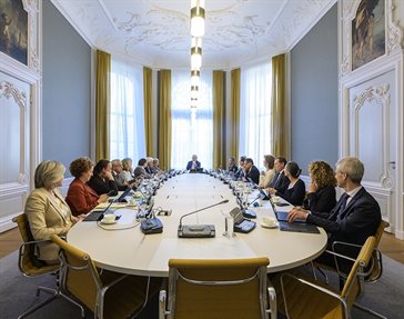 Vergadering-advisering-Home